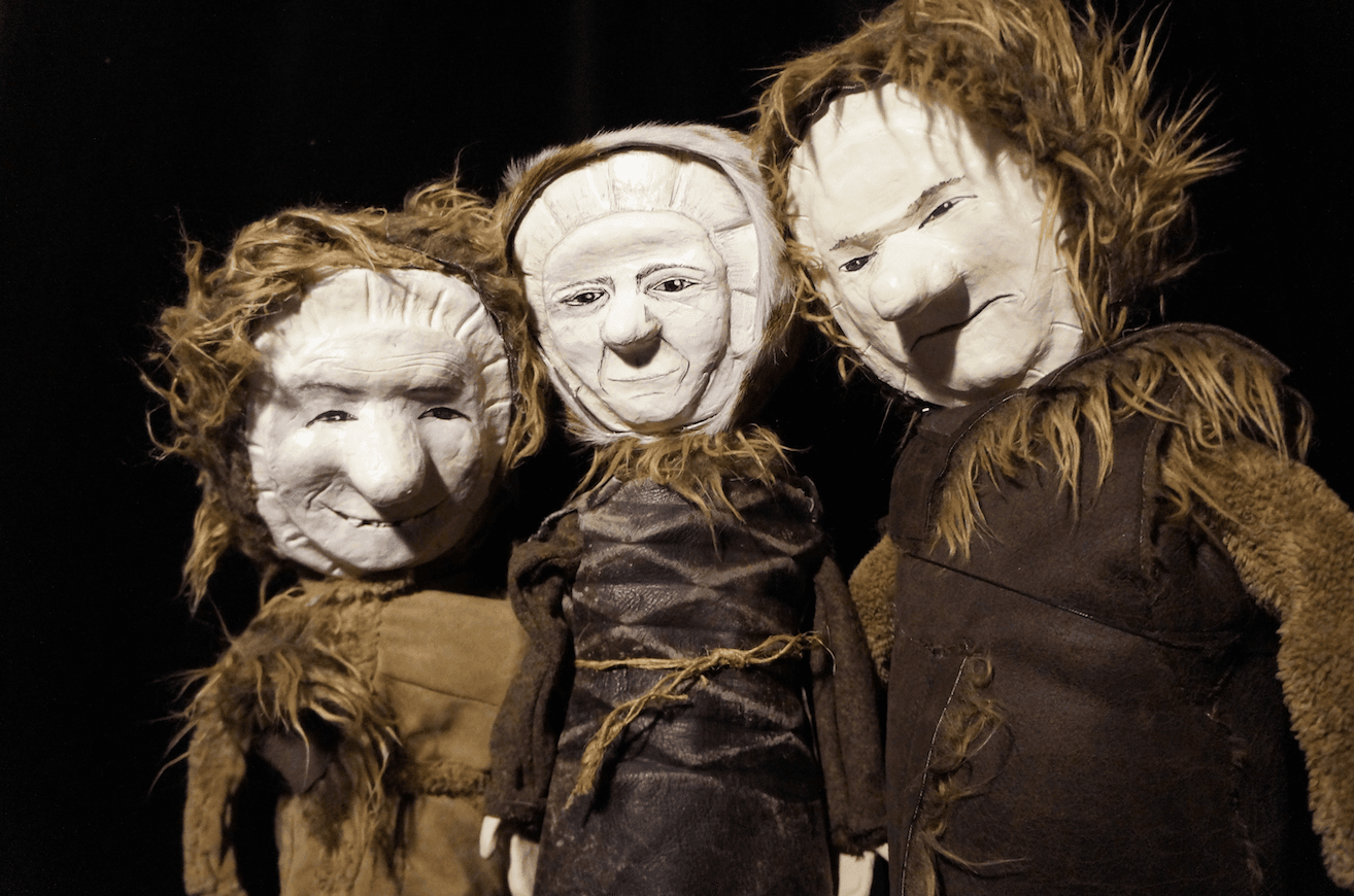 Nukketeatteri Taiga-Matto esittää: Äiti maata etsimässä